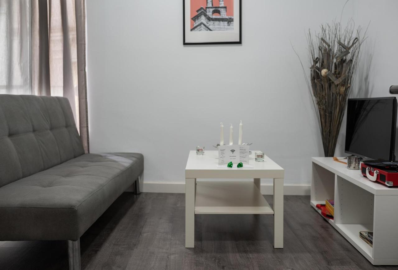 Apartamentos Turisticos Domus Seleqtia Plaza Mayor Caces Zewnętrze zdjęcie